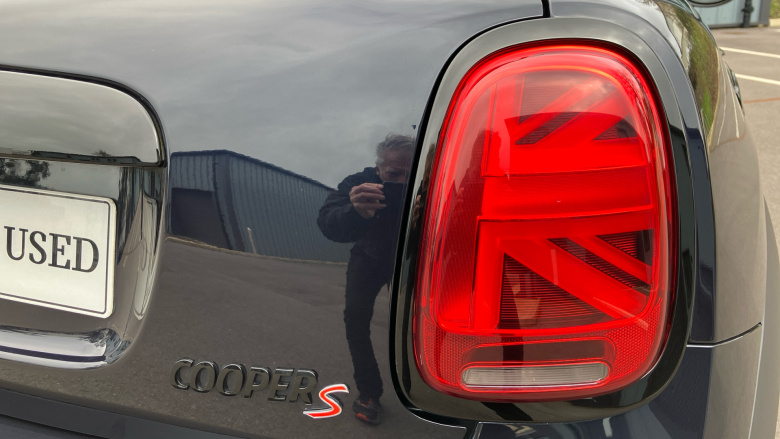 MINI Hatchback 2.0 Cooper S Sport 3dr Auto Petrol Hatchback